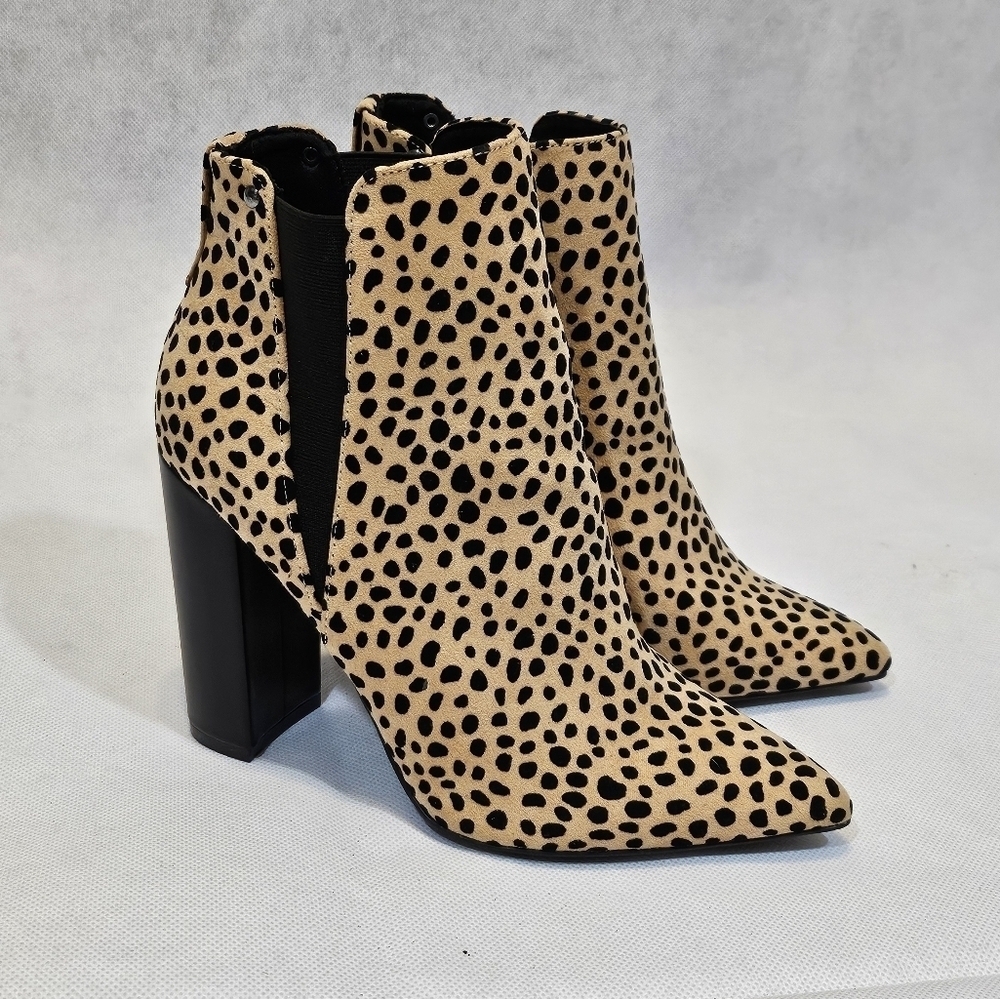 Qupid Cheetah Print 4in Chunky Heeled Pull On Ankle Boots Black Brown Size 7